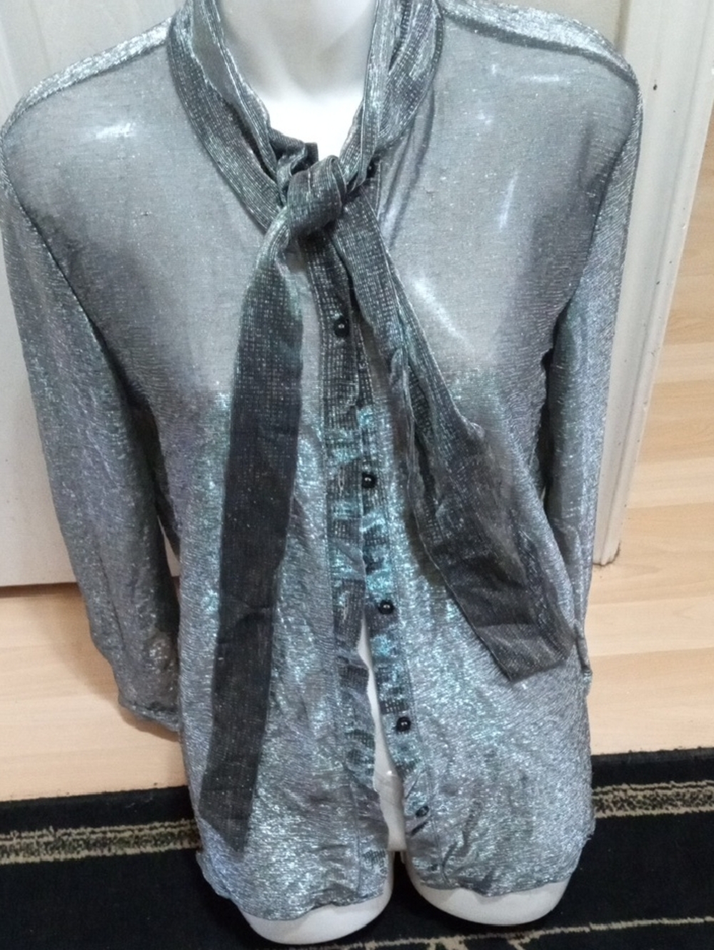 $1⃣>>>Silver Metallic Tie-Neck Blouse